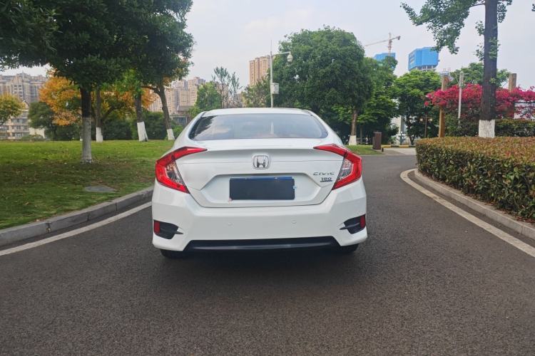 Used Honda Civic 2016 180TURBO CVT Comfort Version