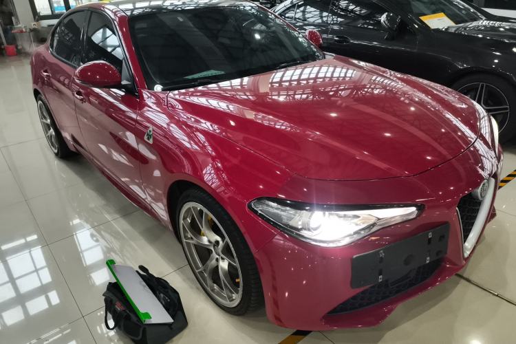 Used Alfa Romeo Giulia 2017 2.0T 200HP Luxury Edition