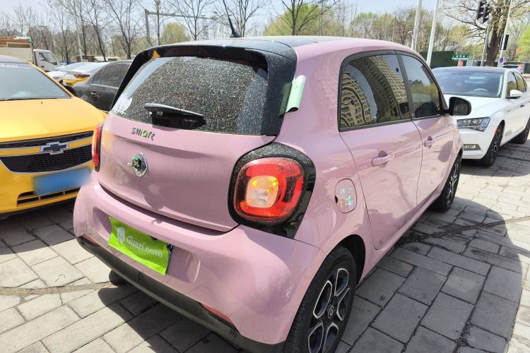 Used smart forfour 2016 0.9T 66 kW Pioneer Edition