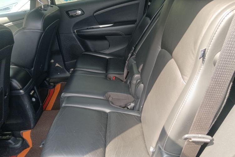 Used Dodge Journey 2015 2.0TD Four-Wheel Drive Luxury Edition