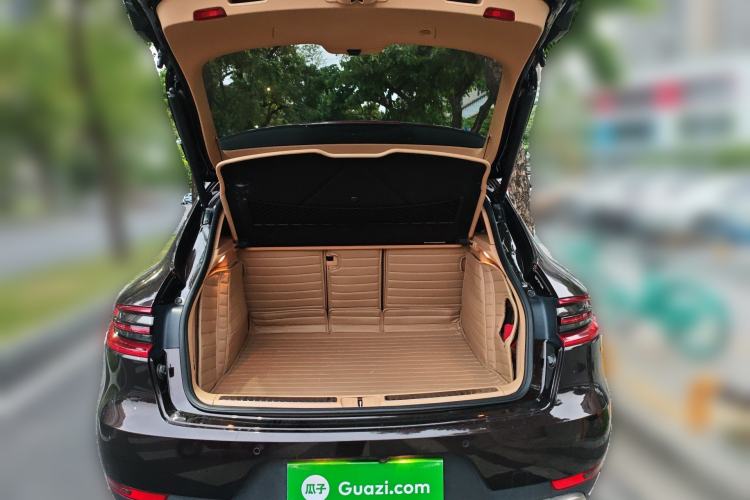 Used Porsche Macan 2014 Macan 2.0T Trunk