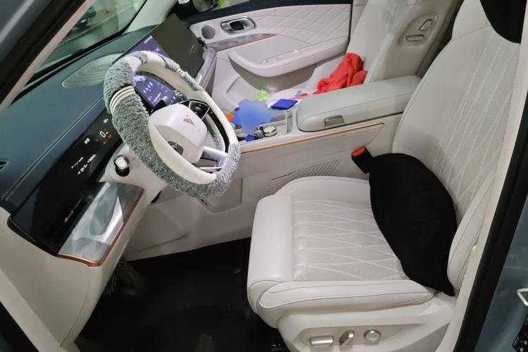 Used NETA L 2024 Extended-Range 310 Flash-Charge Red Edition