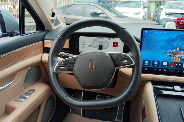 Used Hima AITO M5 2023 Extended-Range Four-Wheel Drive Intelligent Driving Version