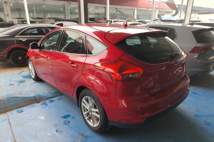 Used Ford Focus 2015 Hatchback 1.6L Automatic Fashion Edition Rear Left 45 Deg