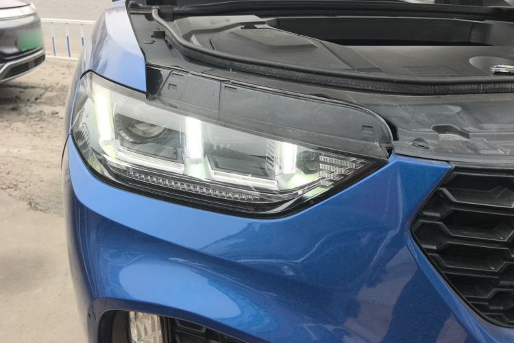 Used Wey VV5 2017 2.0T Ultra-Luxury Version Right Front Headlight