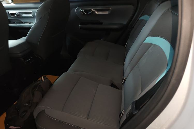 Used AION Y 2024 Younger