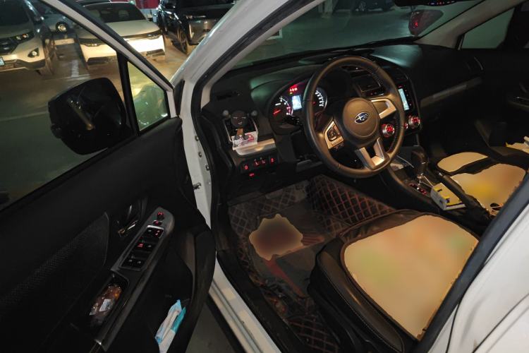 Used Subaru XV 2016 2.0i Comfort Navigation Edition
