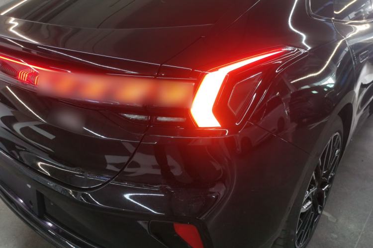 Used Zeekr 001 2025 YOU Edition 100 kWh All-Wheel Drive
