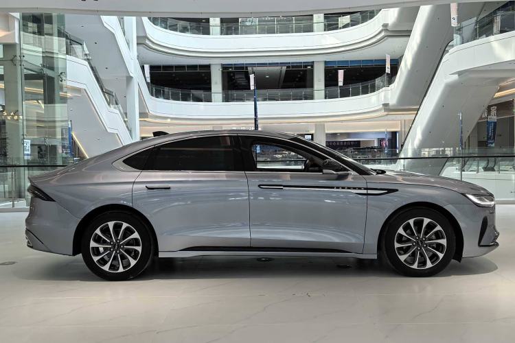 Used Lincoln Z 2022 iXiang Luxury Edition