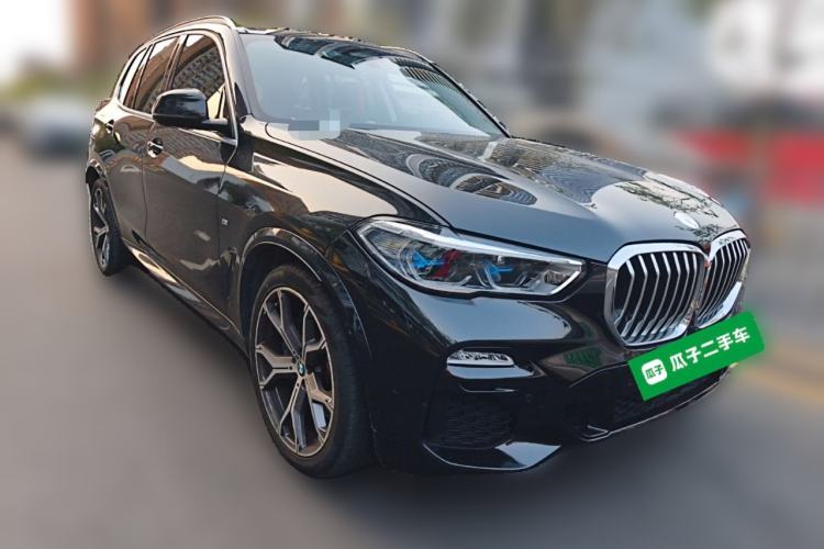 Used BMW X5 2021 xDrive40i Luxury Model with M Sport Package
