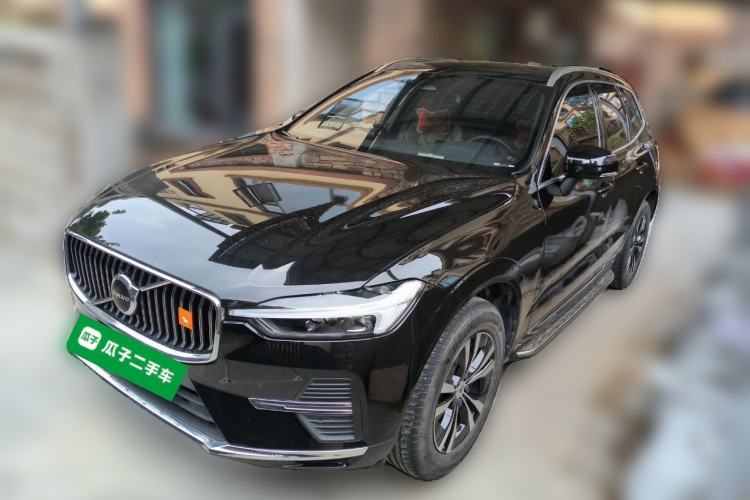 Used Volvo XC60 2023 B5 4x4 Smart Luxury Edition