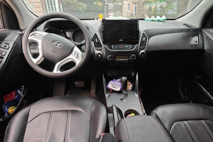 Used Hyundai ix35 2013 2.0L Automatic Two-Wheel Drive Smart GLS China IV Standard
