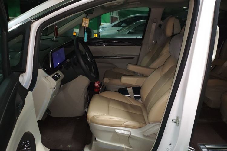 Used Buick GL8 2023 ES Lu Zun Comfort Model
