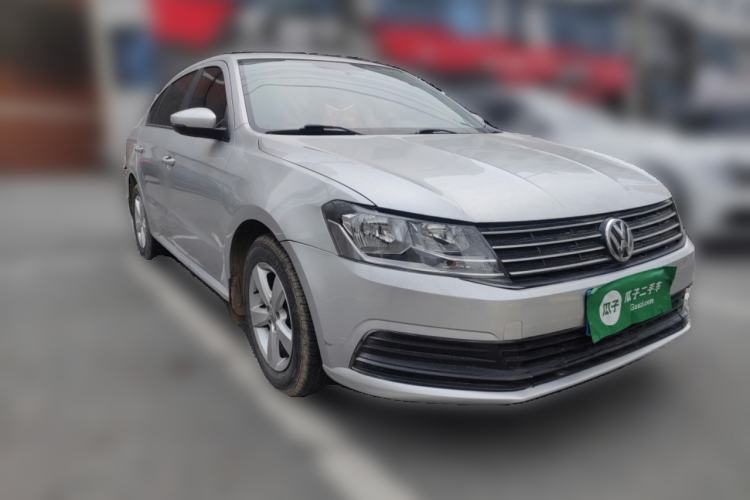 Used Volkswagen Lavida 2015 1.6L Automatic Fashion Edition
