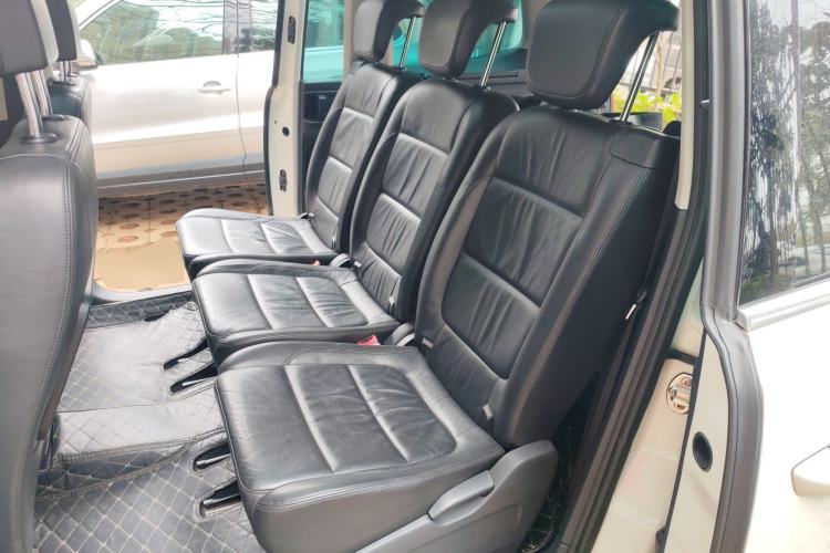 Used Volkswagen Sharan 2013 1.8TSI Comfort Model Euro IV
