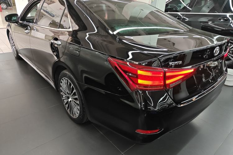 Used Toyota Crown 2018 2.0T Sport Edition
