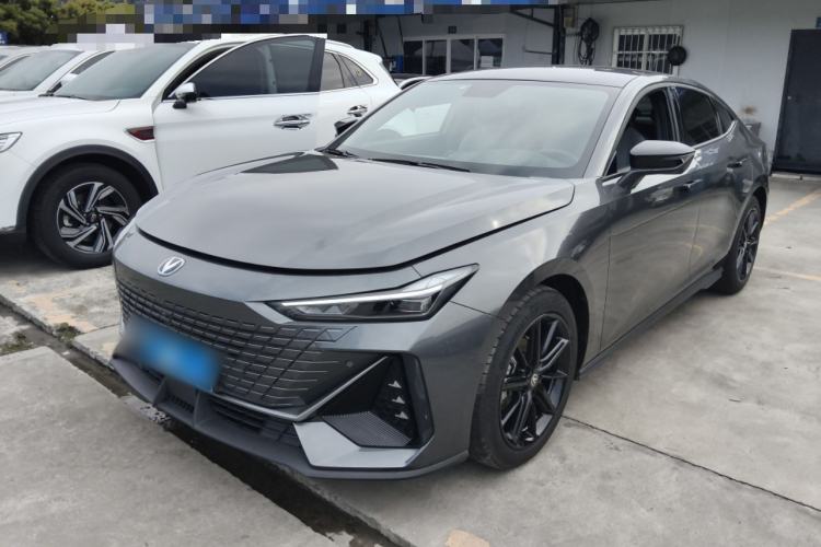 Used Changan UNI-V 2022 1.5T Prestige Version