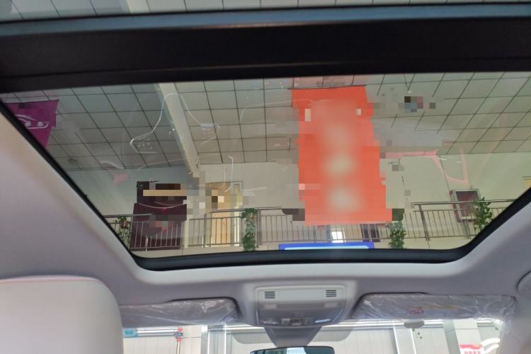 Used Volkswagen Tharu 2023 300TSI Two-Wheel-Drive Moon Luxury Edition
