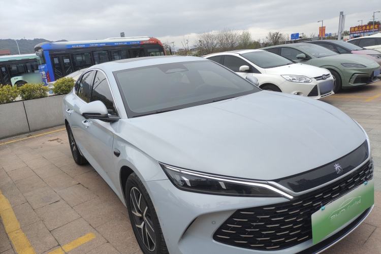 Used BYD Qin L 2025 DM-i Smart Drive 120KM Superior Model