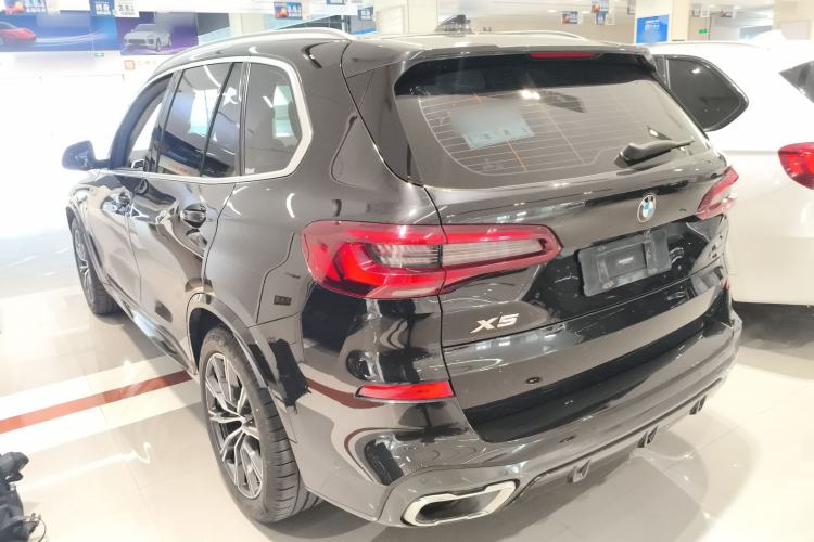 Used BMW X5 2021 xDrive40i M Sport Package Rear Left 45 Deg