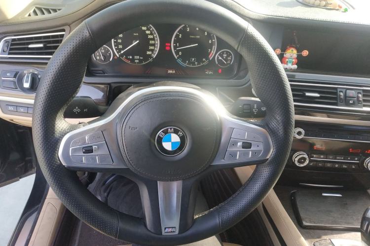 Used BMW 7 Series 2009 740Li Luxury Model