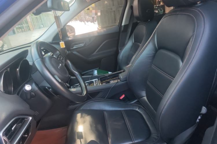 Used Jaguar F-PACE 2018 2.0T Two-Wheel Drive Urban Deluxe Edition Left Front Seat