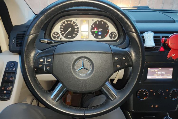 Used Mercedes-Benz B-Class 2009 B 200 Fashion Model