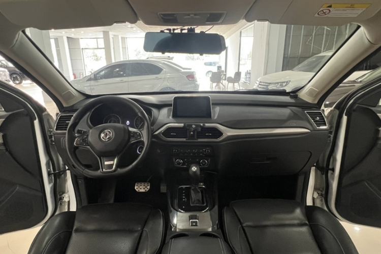 Used Dongfeng Fengon S560 2018 1.8L CVT Elite Model 7 Seats
