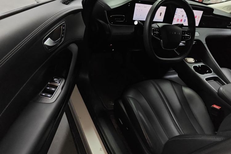 Used Roewe D7 2023 DMH 125km Superior Edition Driver Seat