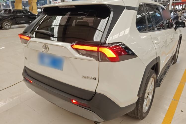 Used Toyota RAV4 2020 2.0L CVT Two-Wheel Drive Fashion Edition