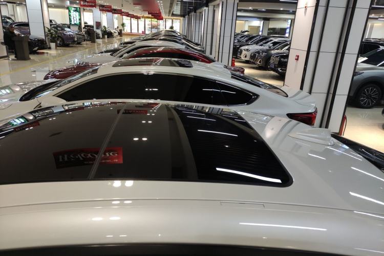 Used BMW 3 Series GT 2019 320i Sport Edition Roof