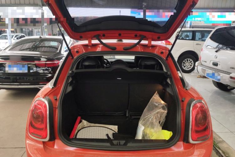 Used MINI 2018 1.5T ONE PLUS Five-Door Edition Trunk