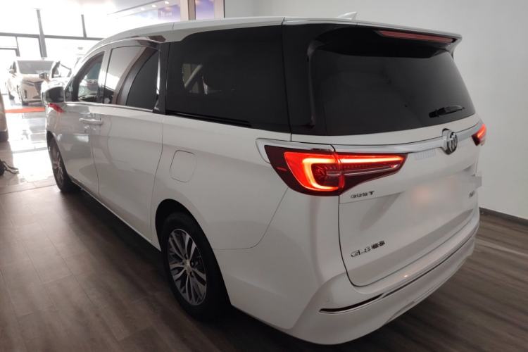 Used Buick GL8 2022 ES Landtrek 653T Comfort Edition