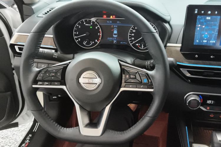 Used Nissan Teana 2022 2.0L XL-Upr Enjoyment Edition Steering Wheel