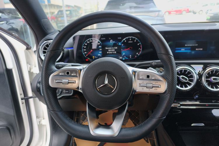 Used Mercedes-Benz A-Class 2021 A 200 L Sport Sedan Fashion Model
