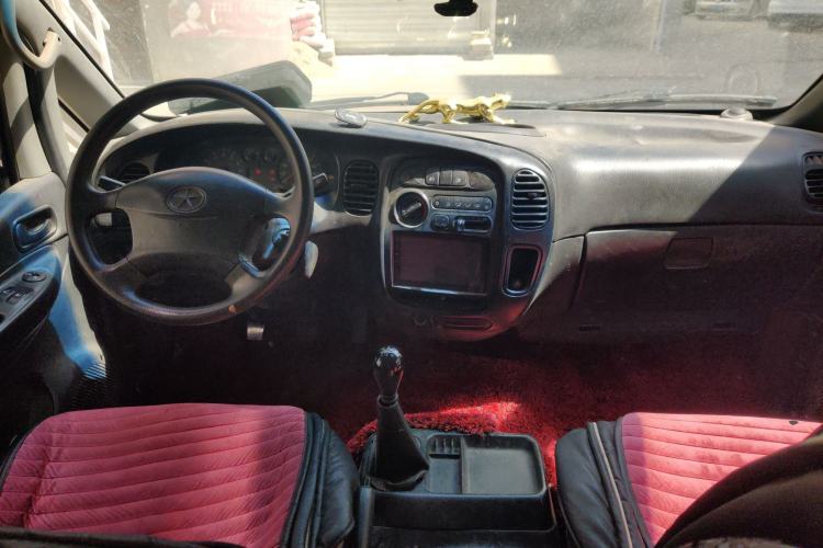 Used JAC Group Refine 2011 2.0L Shuttle Gasoline Comfort Edition HFC4GA3
