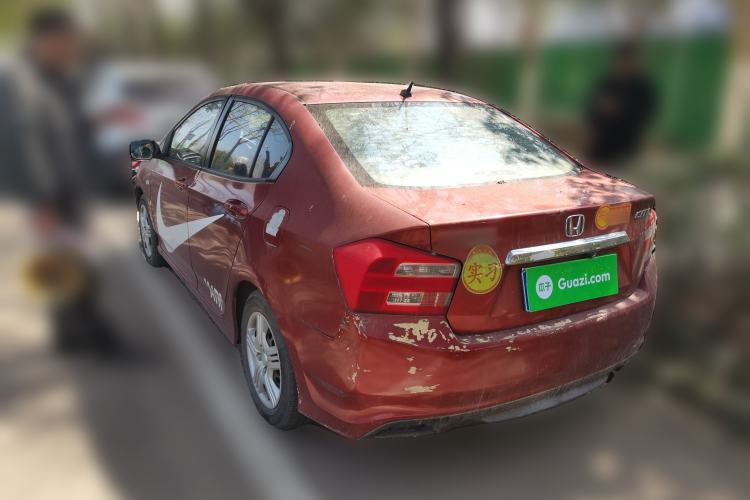 Used Honda City Classic 2012 1.5L manual Comfort version
