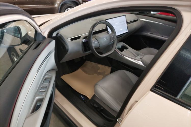 Used XPeng MONA M03 2024 620 with Ultra-Long Range
