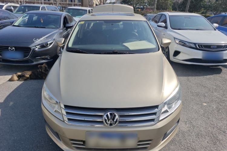 Used Volkswagen Santana 2013 1.6L Automatic Luxury Edition Front