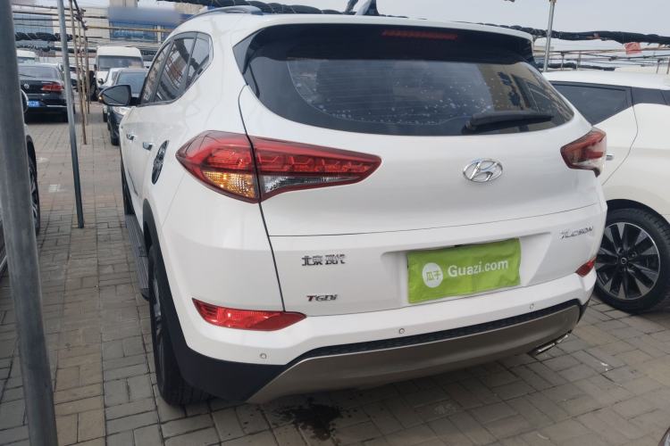 Used Hyundai Tucson 2015 1.6T Dual-Clutch Two-Wheel-Drive Leading Model