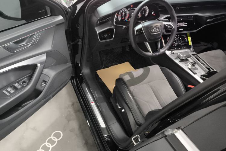 Used Audi A6L 2023 Revised 45 TFSI Prestige Dynamic Edition
