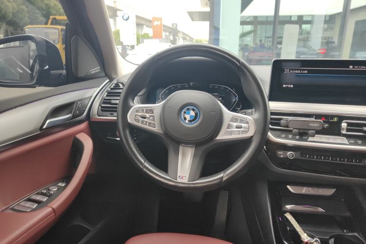Used BMW iX3 2023 Leading Type
