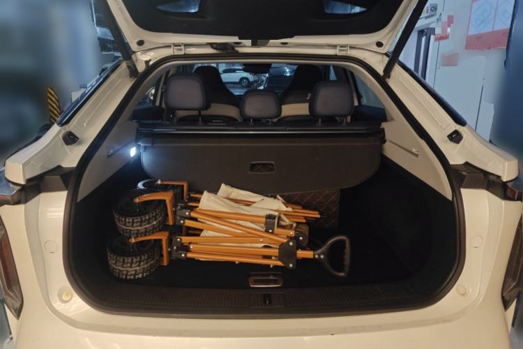 Used Roewe Jing 2022 2.0T Orca Edition Trunk