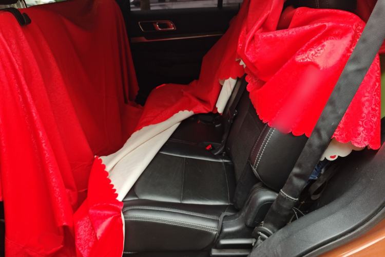 Used Ford Explorer 2017 2.3T Elite Edition Left Rear Seat