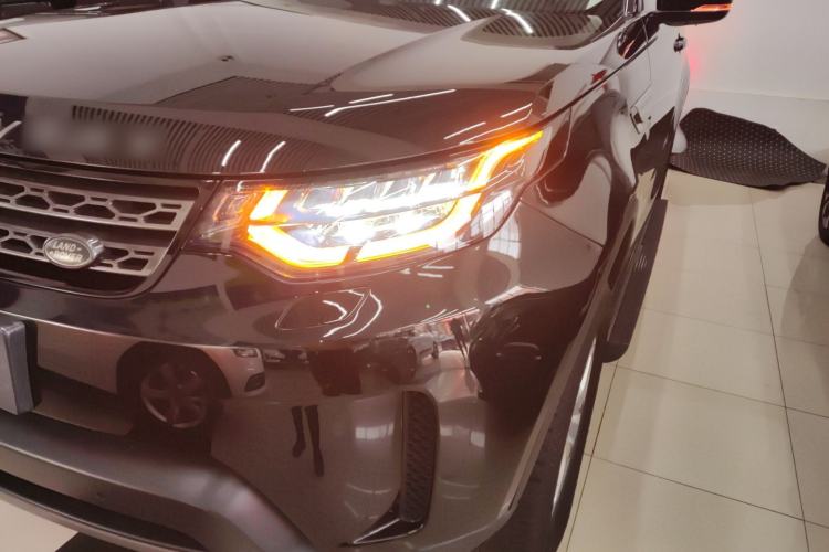 Used Land Rover Discovery 2018 3.0 SC V6 SE Left Front Headlight