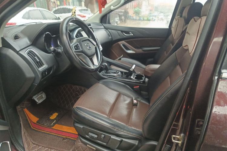 Used JMC Yusheng S350 2016 2.0T Automatic Two-Wheel Drive Gasoline Luxury Version with Sunroof 5 Seats Left Front Seat