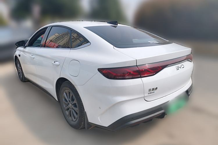 Used BYD Qin L 2025 DM-i Smart Drive 80KM Leading Model