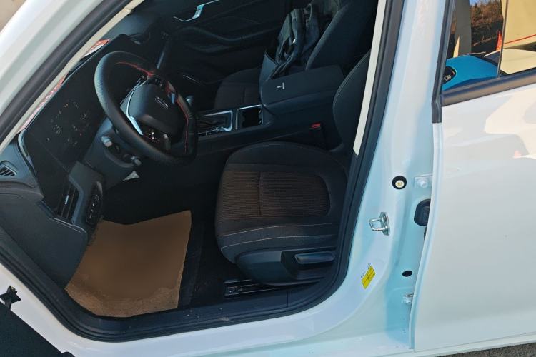 Used Bestune B70 2022 Third Generation 1.5T Automatic Enjoyment Version
