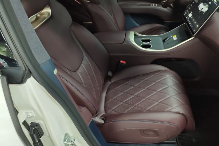 Used Avatr 11 2025 Max All-Electric Four-Wheel Drive