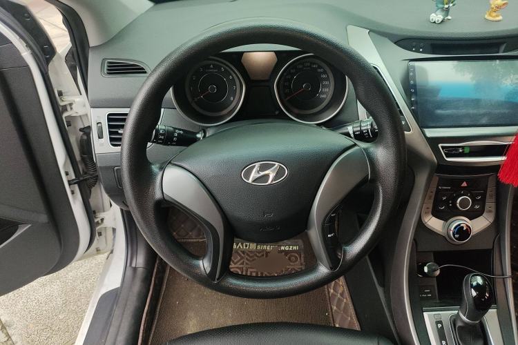 Used Hyundai Elantra (5th Generation / Langdong) 2016 1.6L Automatic Smart Version Steering Wheel